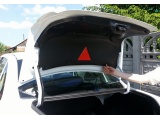 Обивка крышки багажника (Пластик большая) Гранта в комплекте с саморезами и уплотнителем